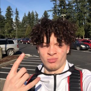 Meet your Posher, Donovan